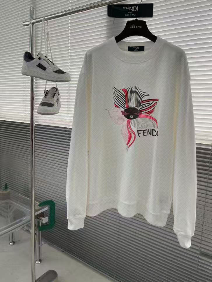 펜디 남자 맨투맨